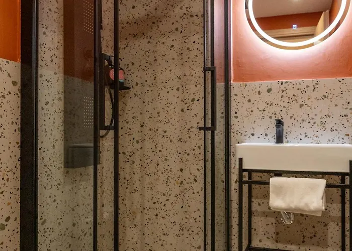 Ermou Boutique By Nest Apartman
