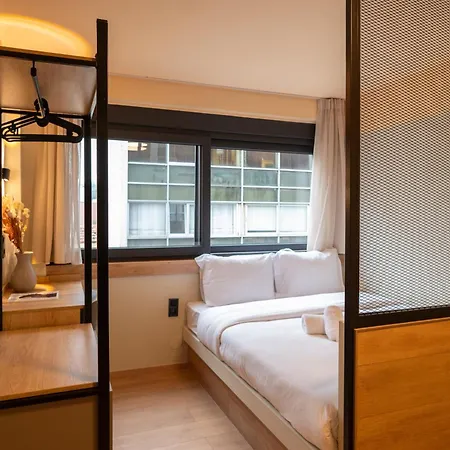 Ermou Boutique By Nest